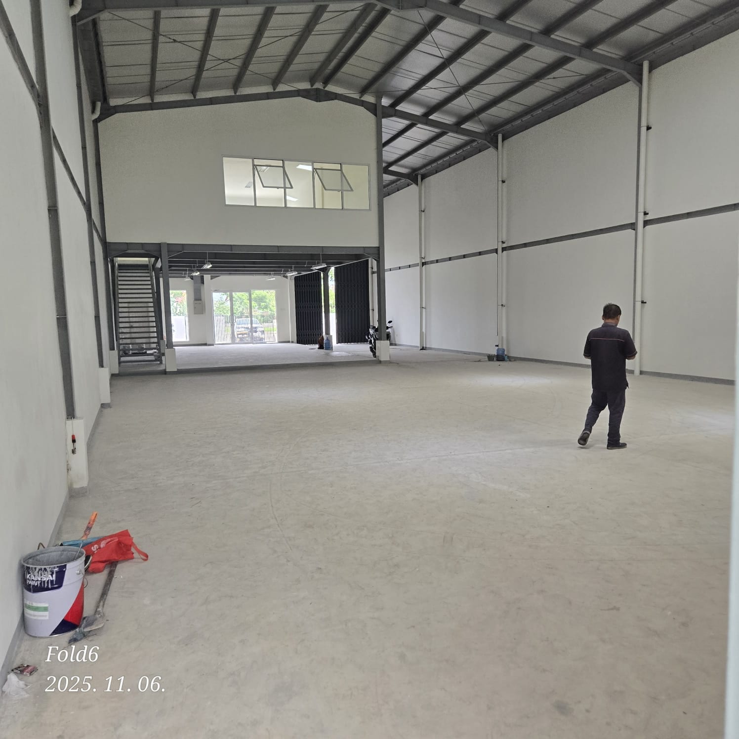 Konstruksi instalasi mekanikal pabrik industri Cikarang Timur
